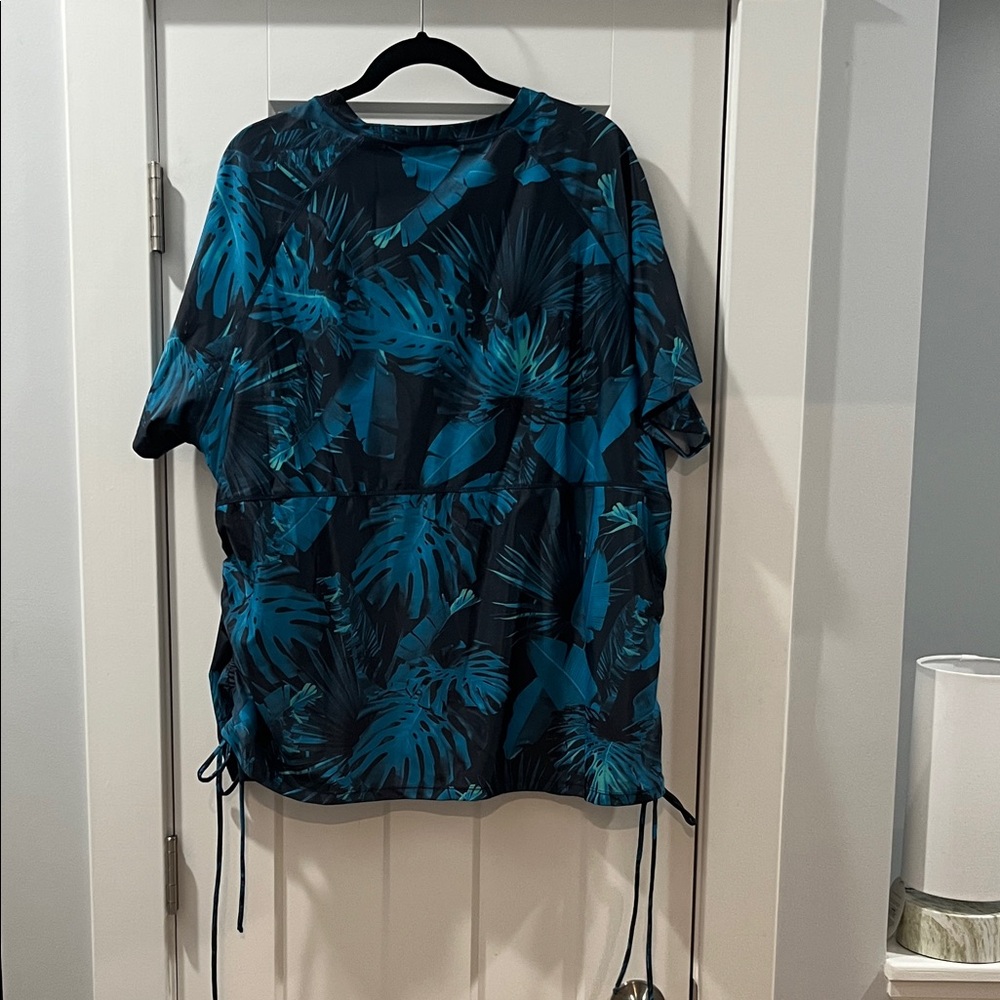 3x Short Sleeve Rash Guard Side Cinches Tropical Blue and Black Swimsuit Top NWT - Picture 2 of 11